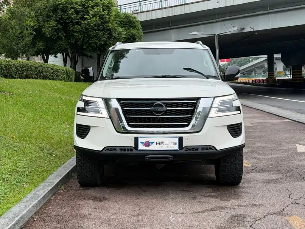 Nissan Patrol — миниатюра 2