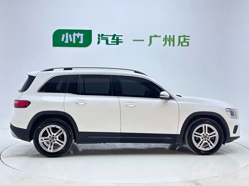 Mercedes-Benz GLB — миниатюра 7