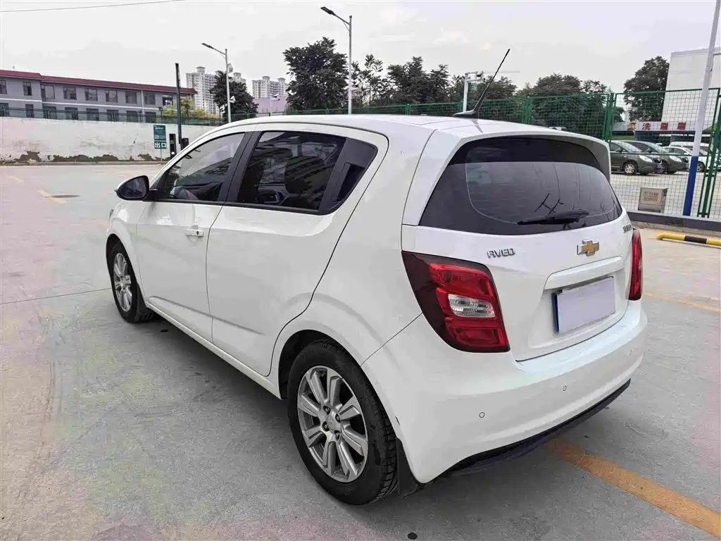 Chevrolet Aveo — миниатюра 4
