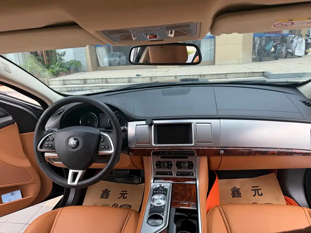 Jaguar XF 2015 XF 2.0T Sportbrake Luxury