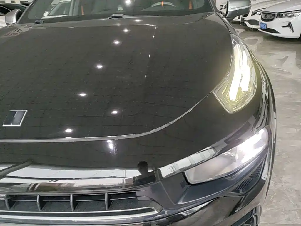 Lynk & Co 02 Hatchback — миниатюра 24