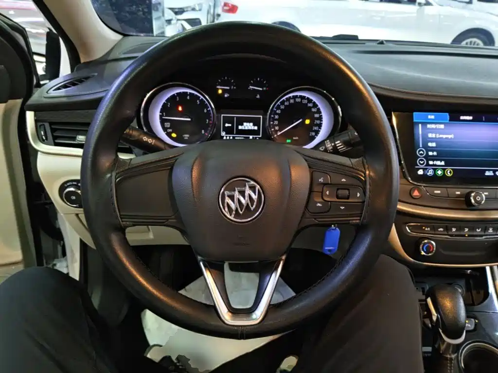 Buick Verano — миниатюра 11