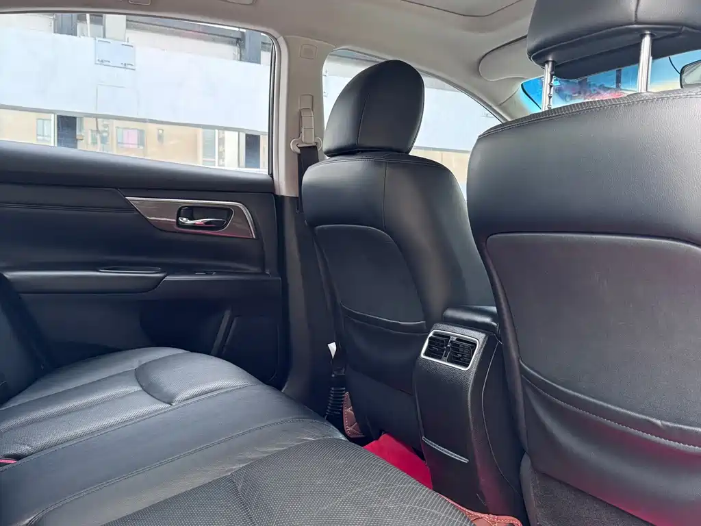 Nissan Teana — миниатюра 15