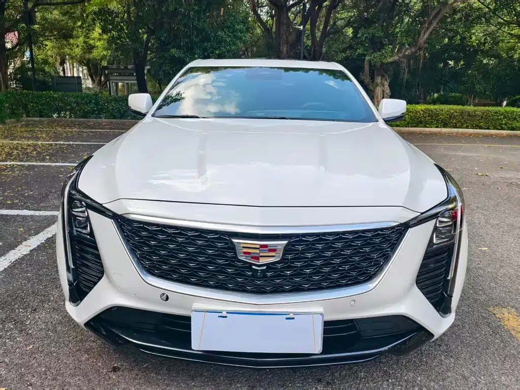 Cadillac CT5 — миниатюра 2