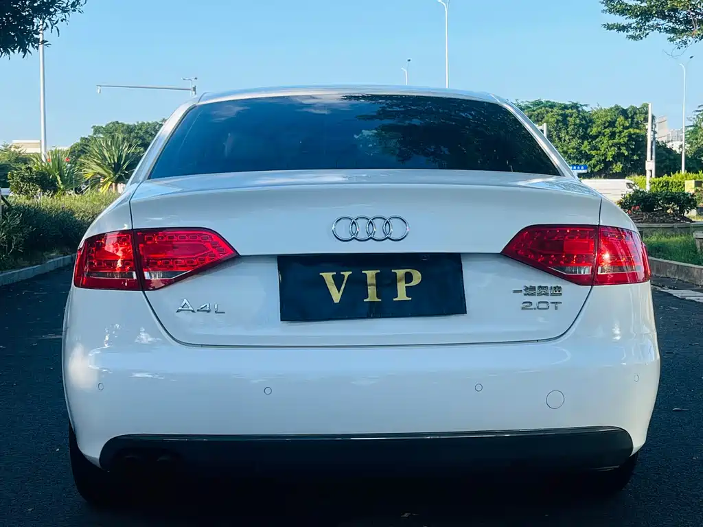 Audi A4L — миниатюра 5