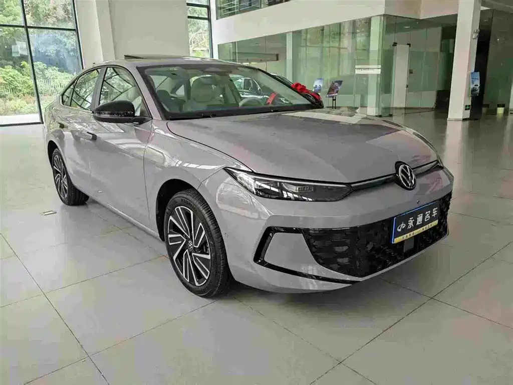 Volkswagen Lavida — миниатюра 3