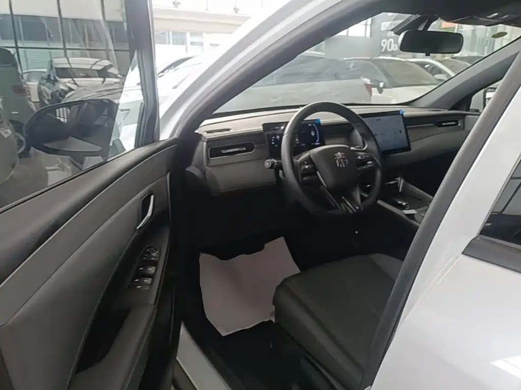 BYD Qin PLUS — миниатюра 16
