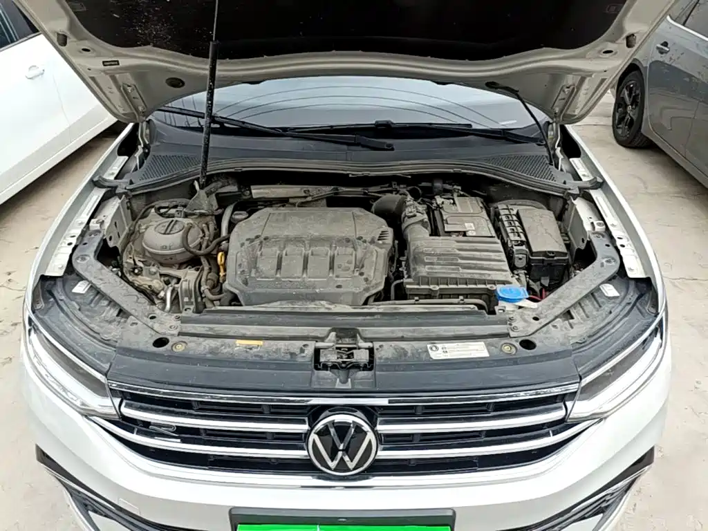 Volkswagen Tiguan L — миниатюра 20