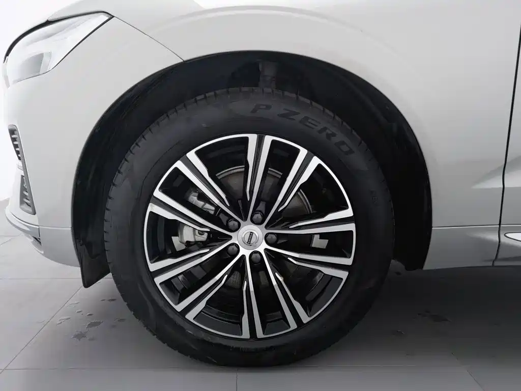 Volvo XC60 — миниатюра 17