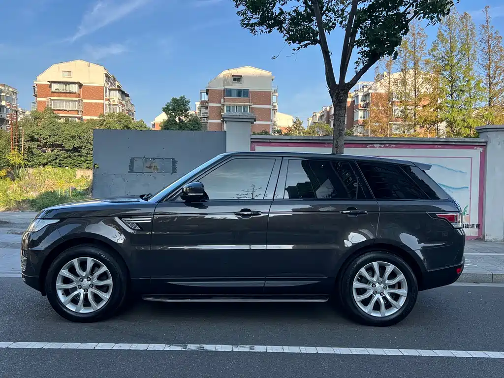 Land Rover Sport — миниатюра 18