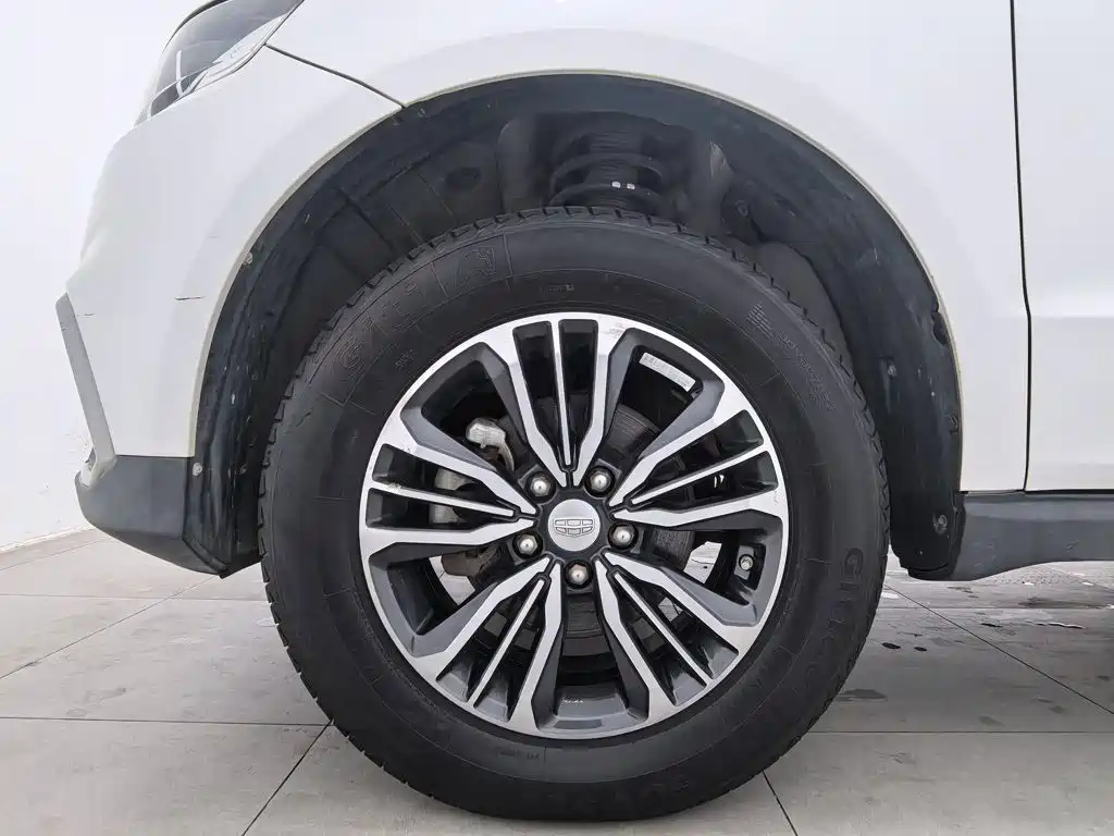 Geely Vision X6 — миниатюра 17