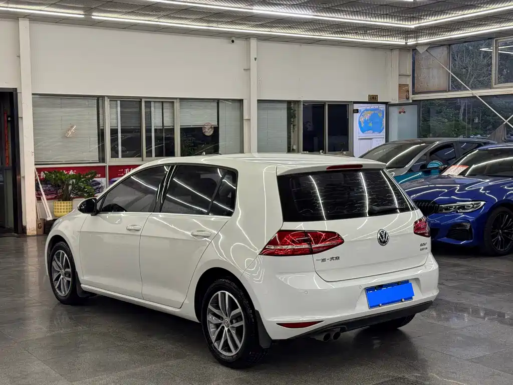 Volkswagen Golf — миниатюра 4