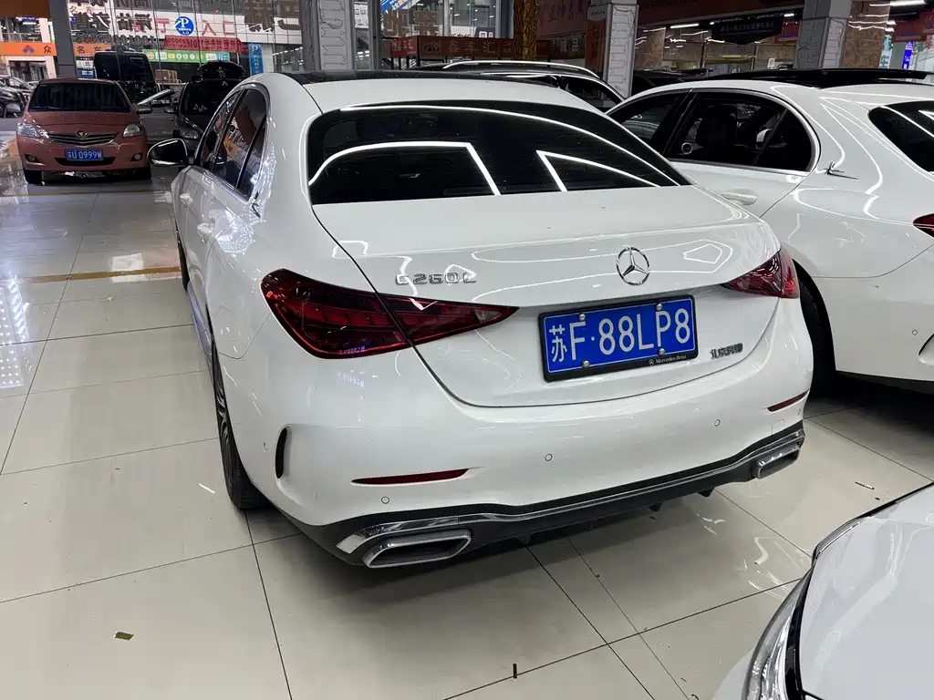 Mercedes-Benz C-Class — миниатюра 7