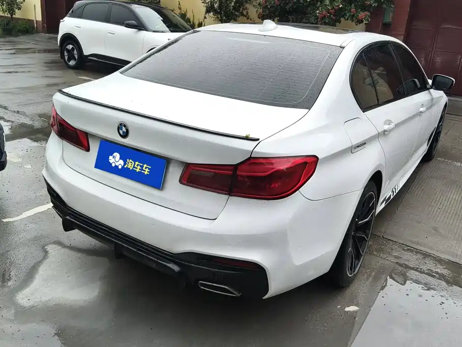 BMW 5 Series — миниатюра 3