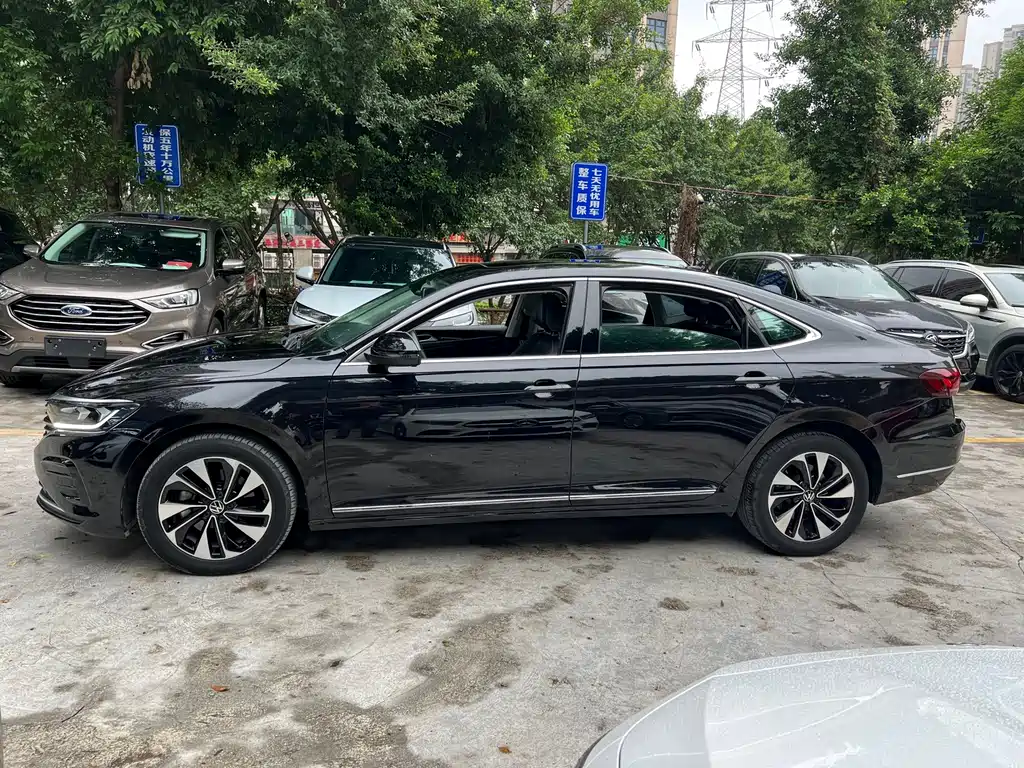 Volkswagen Passat — миниатюра 6