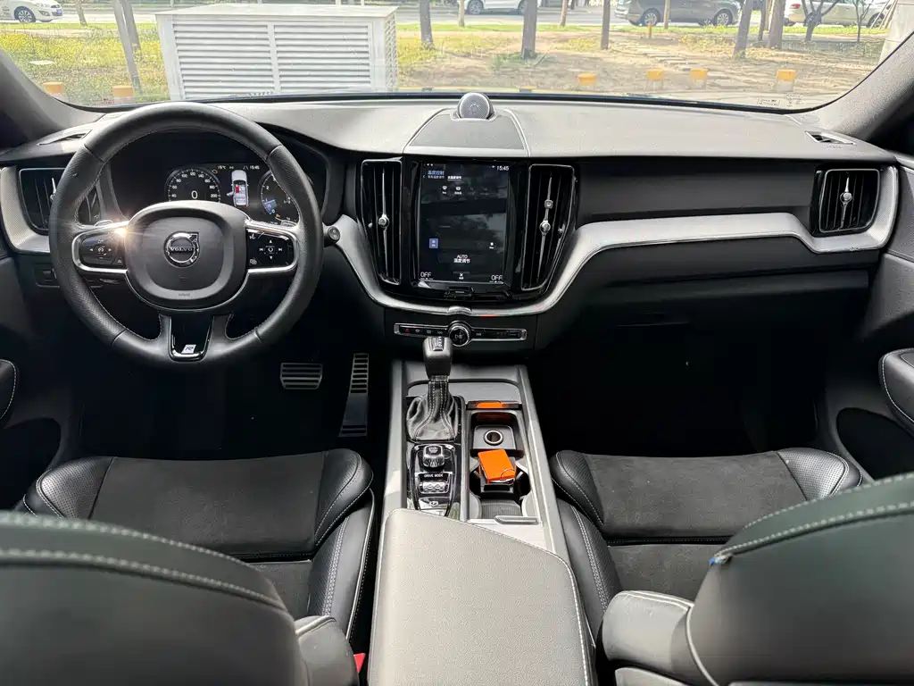 Volvo XC60 2019 T5 Sport VI
