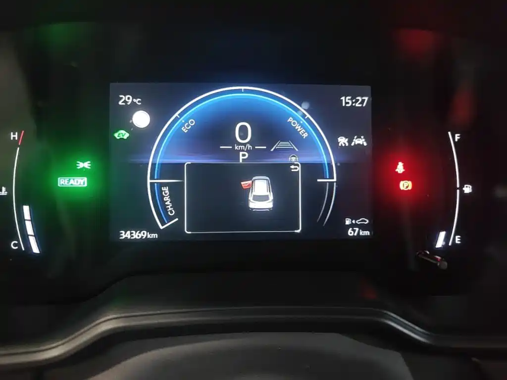 Toyota Corolla Cross — миниатюра 12