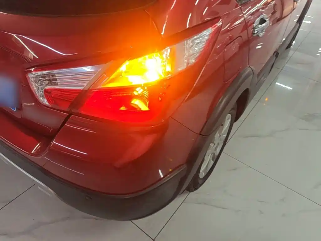 Venucia R50X — миниатюра 8