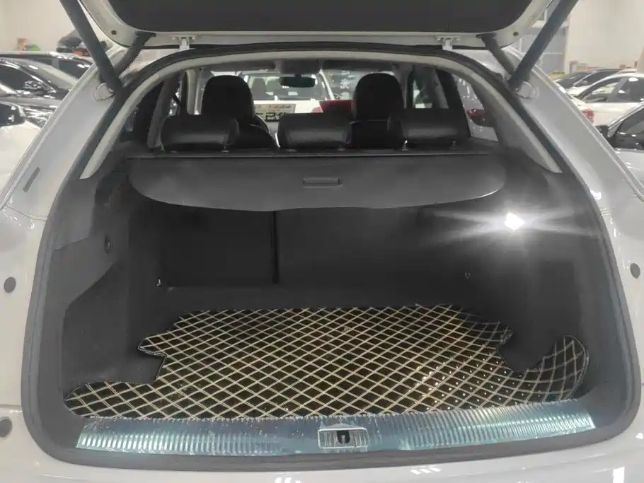 Audi Q3 — миниатюра 4