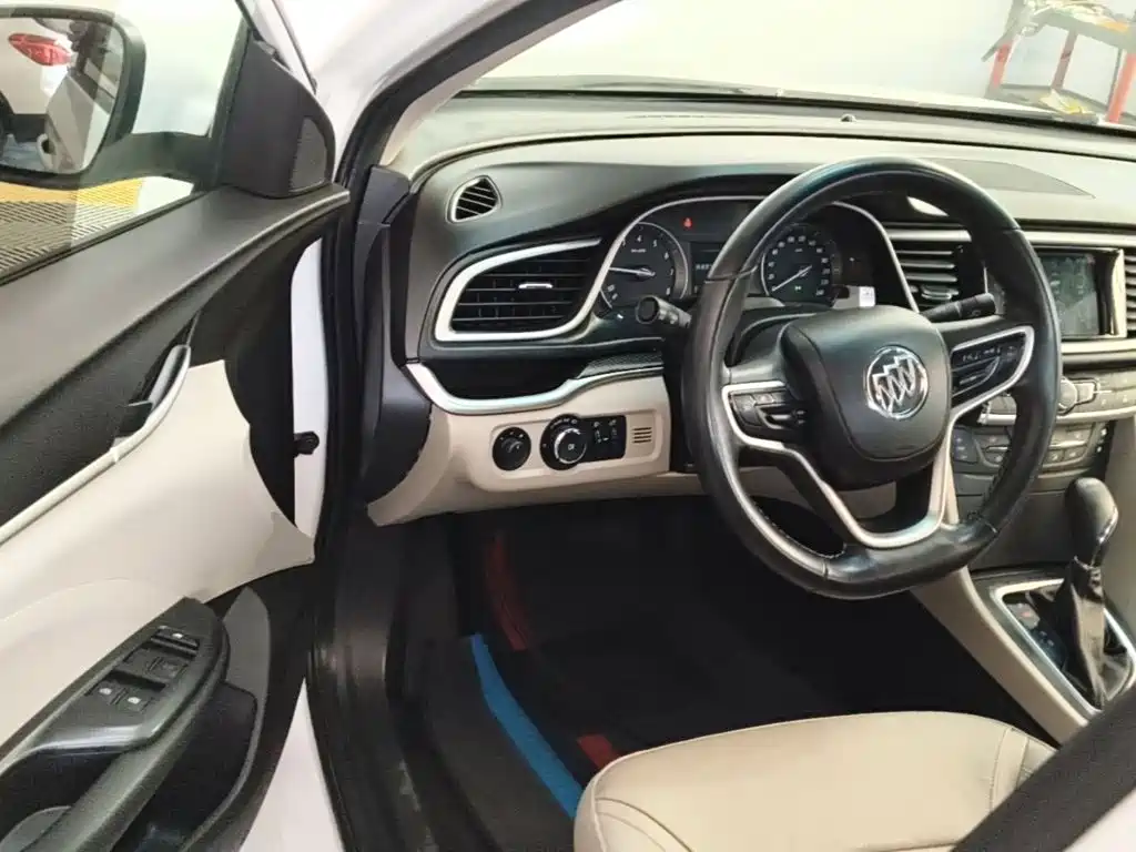 Buick Excelle — миниатюра 16