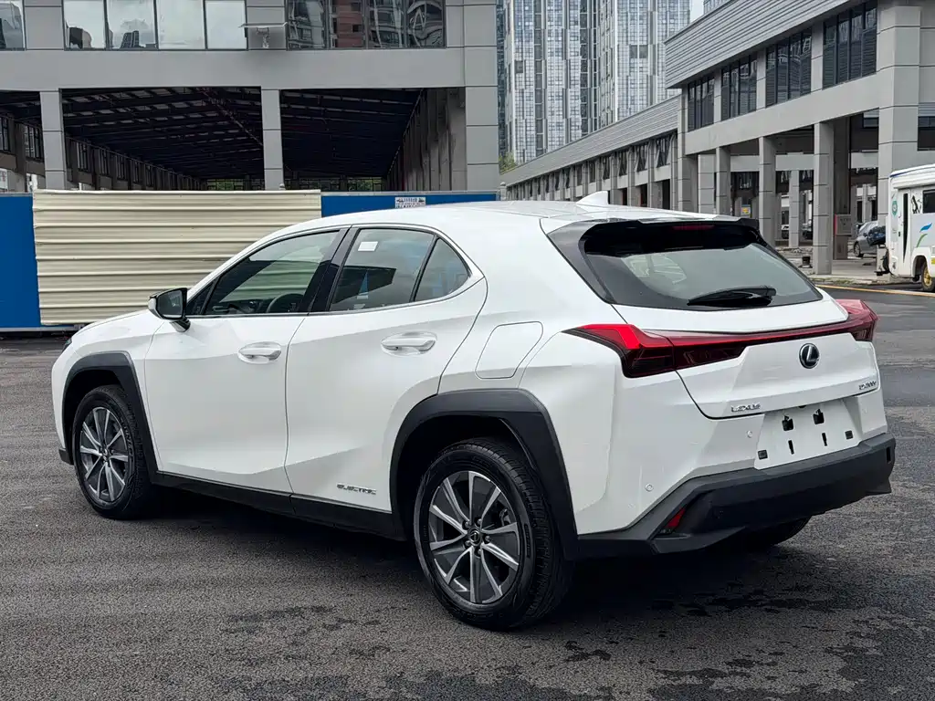 Lexus UX — фотографии объявления, Фото 12