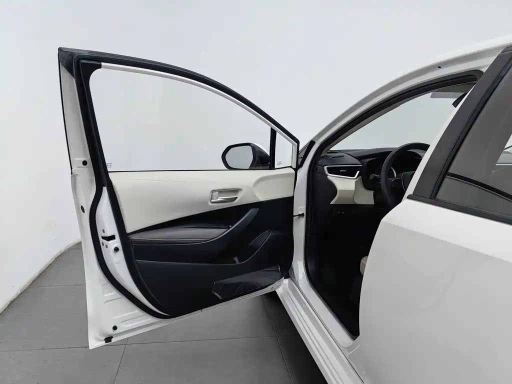 Toyota Corolla — миниатюра 8