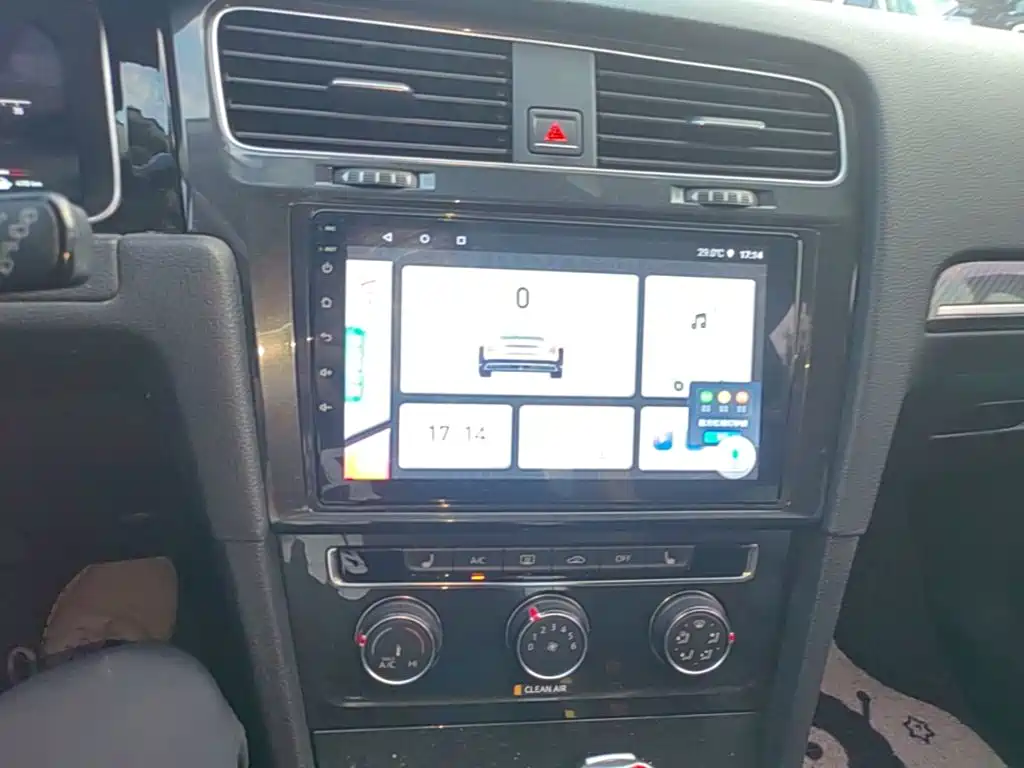 Volkswagen Golf — миниатюра 13