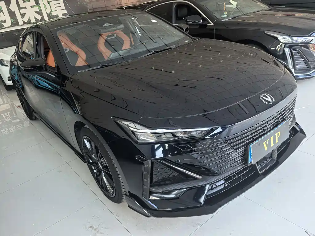 Changan UNI-V — миниатюра 3