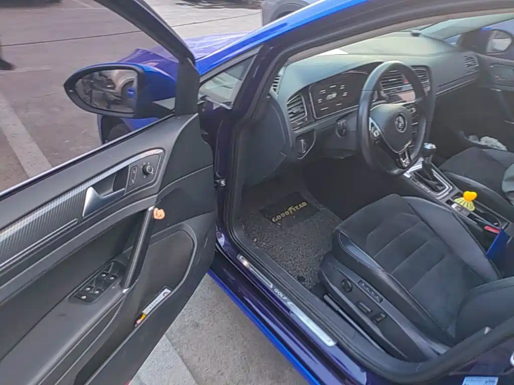 Volkswagen Golf — миниатюра 16