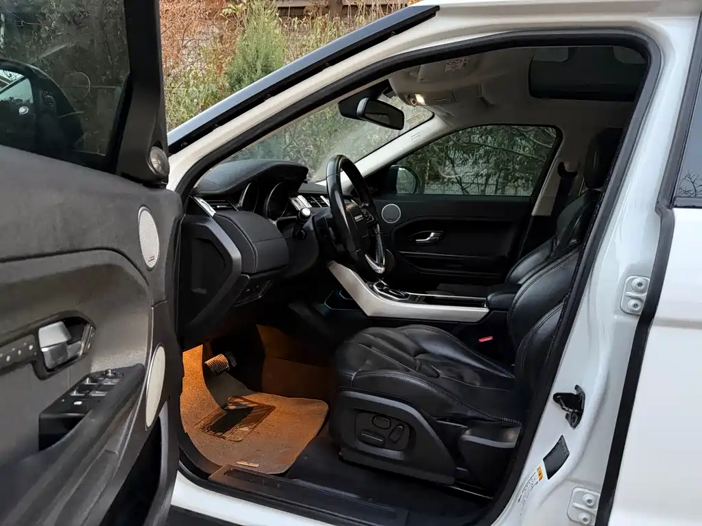 Land Rover Range Rover Evoque 2015 2.0T