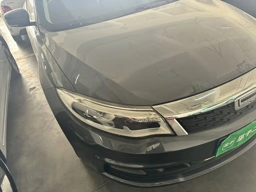 Qoros Qoros 3 — миниатюра 8