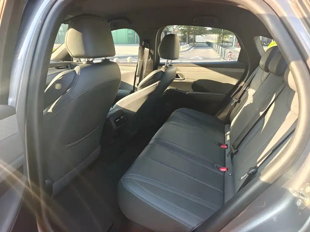 BYD Qin PLUS — миниатюра 9