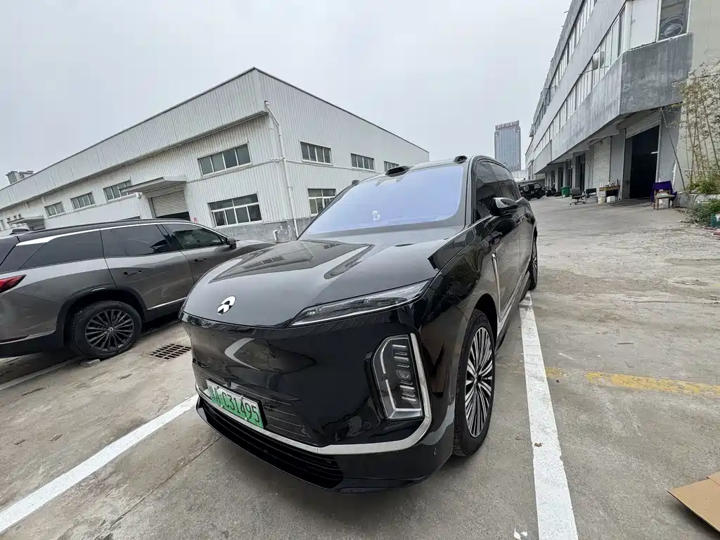 NIO ES9