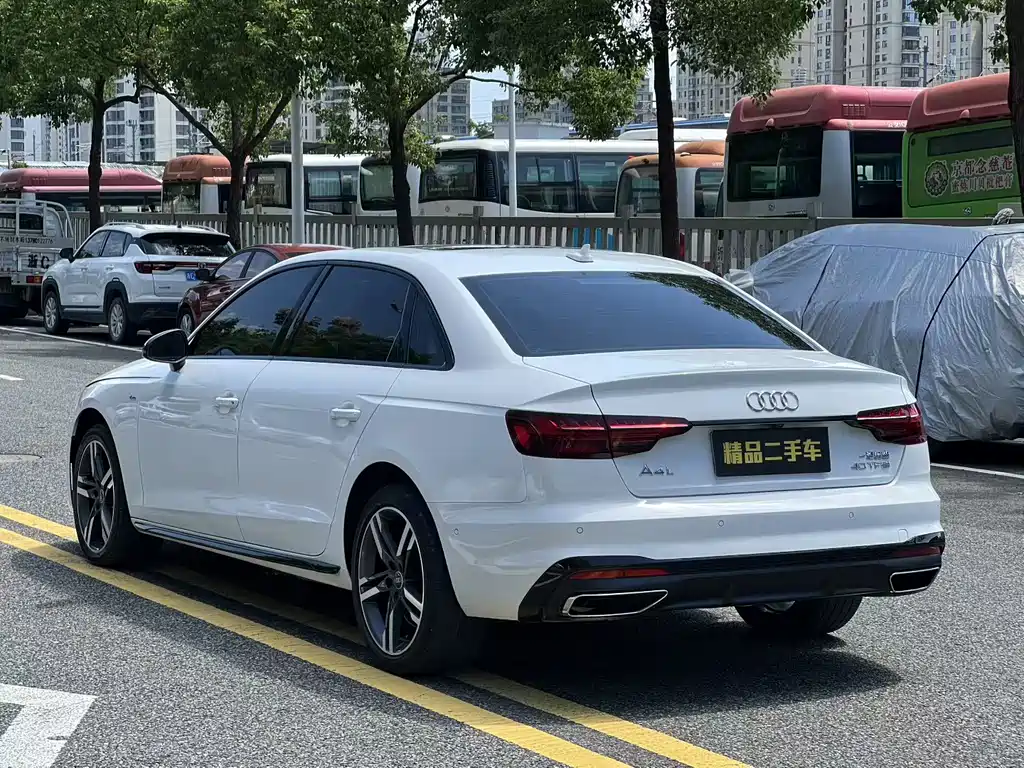 Audi A4L — миниатюра 7