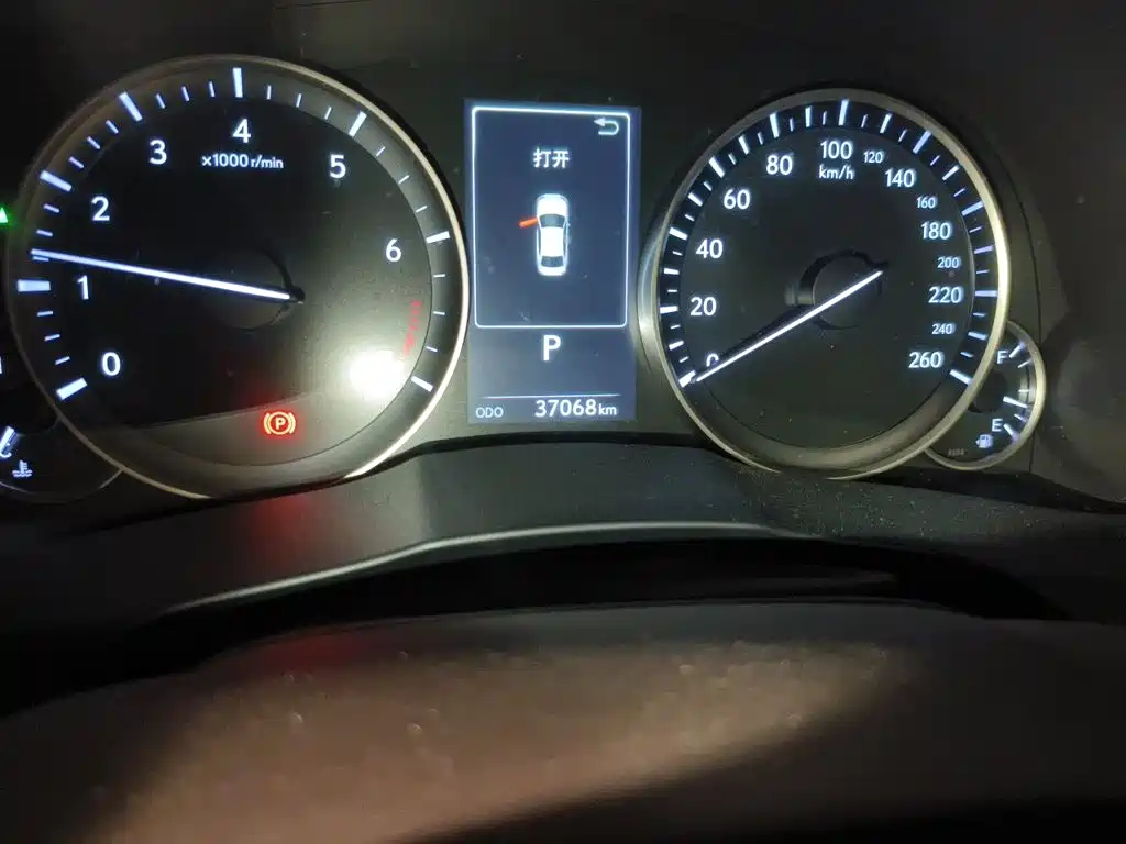 Lexus ES — миниатюра 8