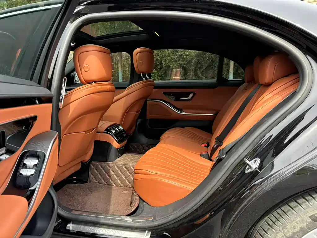Mercedes-Benz S-Class — миниатюра 6