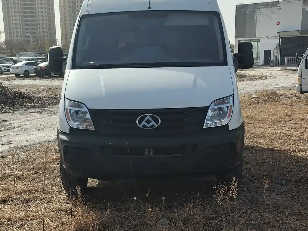 Maxus V80 2015 2.5T MT
