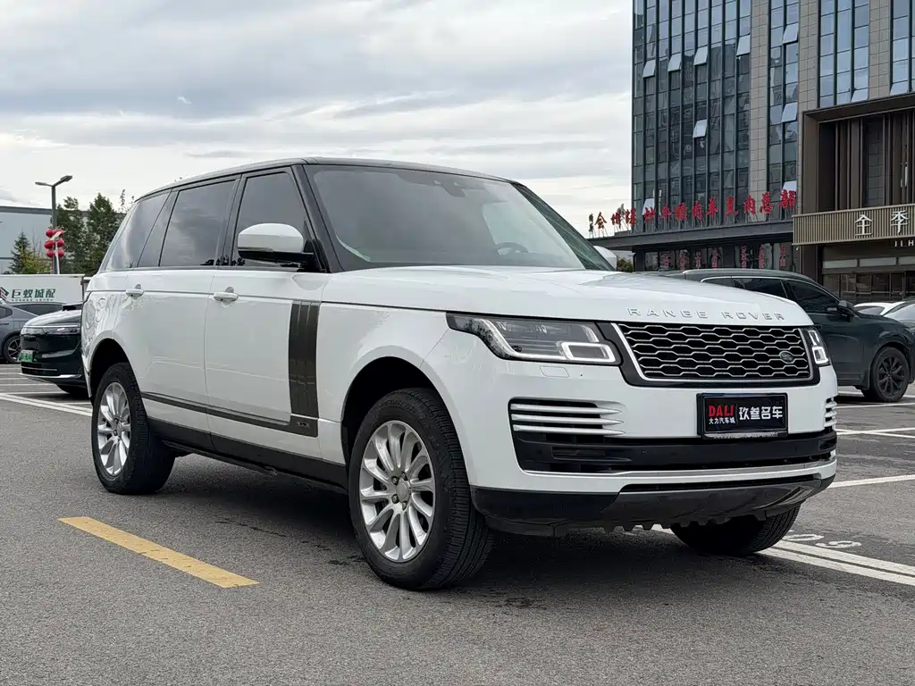 Land Rover Range Rover — миниатюра 3