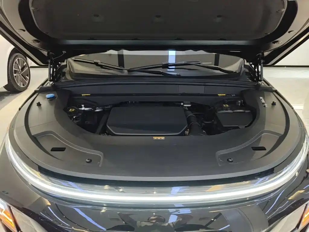 Li Auto Li L7 — миниатюра 20