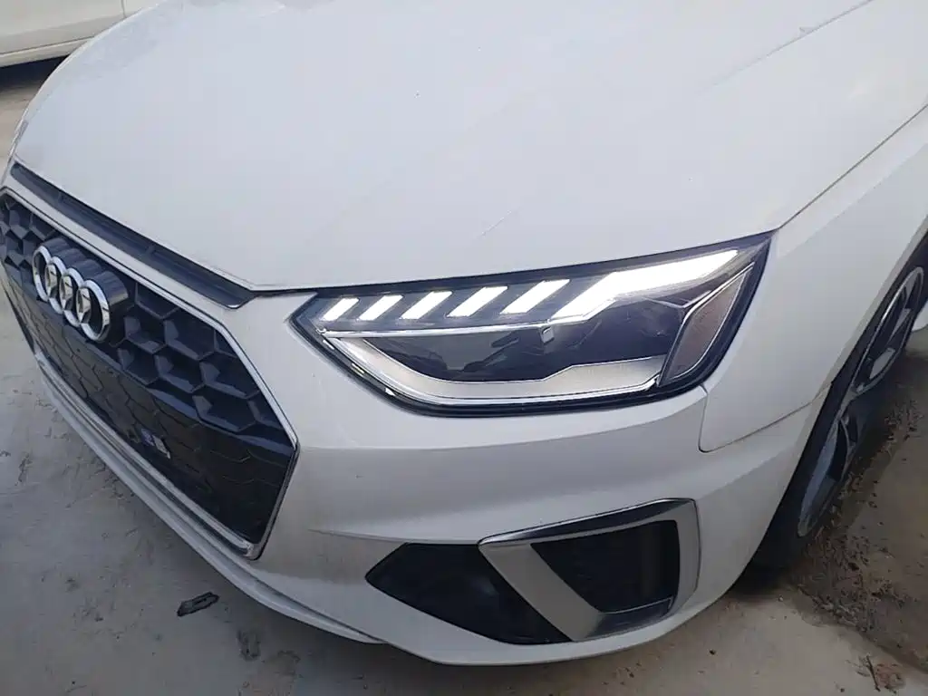 Audi A4L — миниатюра 24