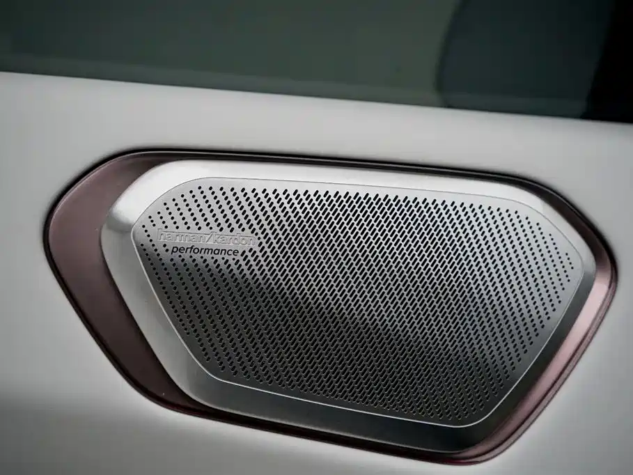Lynk & Co 900 2025 1.5T Ultra 6 мест