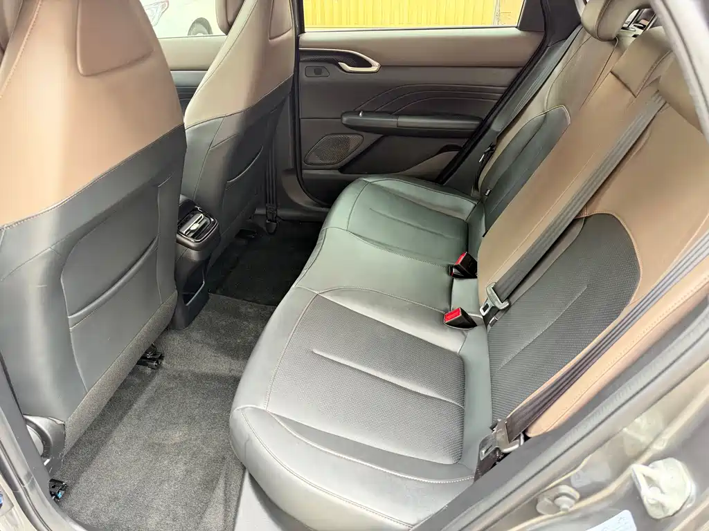 Changan Eado — миниатюра 9
