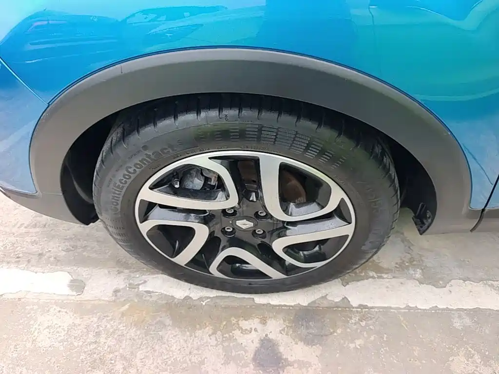 Renault Captur — миниатюра 23