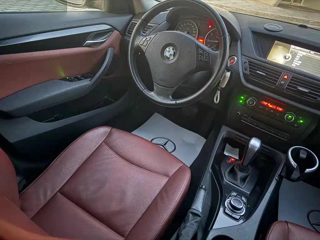BMW X1 (Import) — миниатюра 13