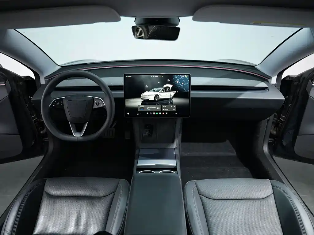 Tesla Model 3 — миниатюра 13