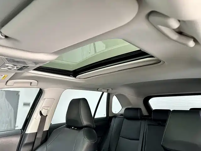 Toyota RAV4 — миниатюра 11