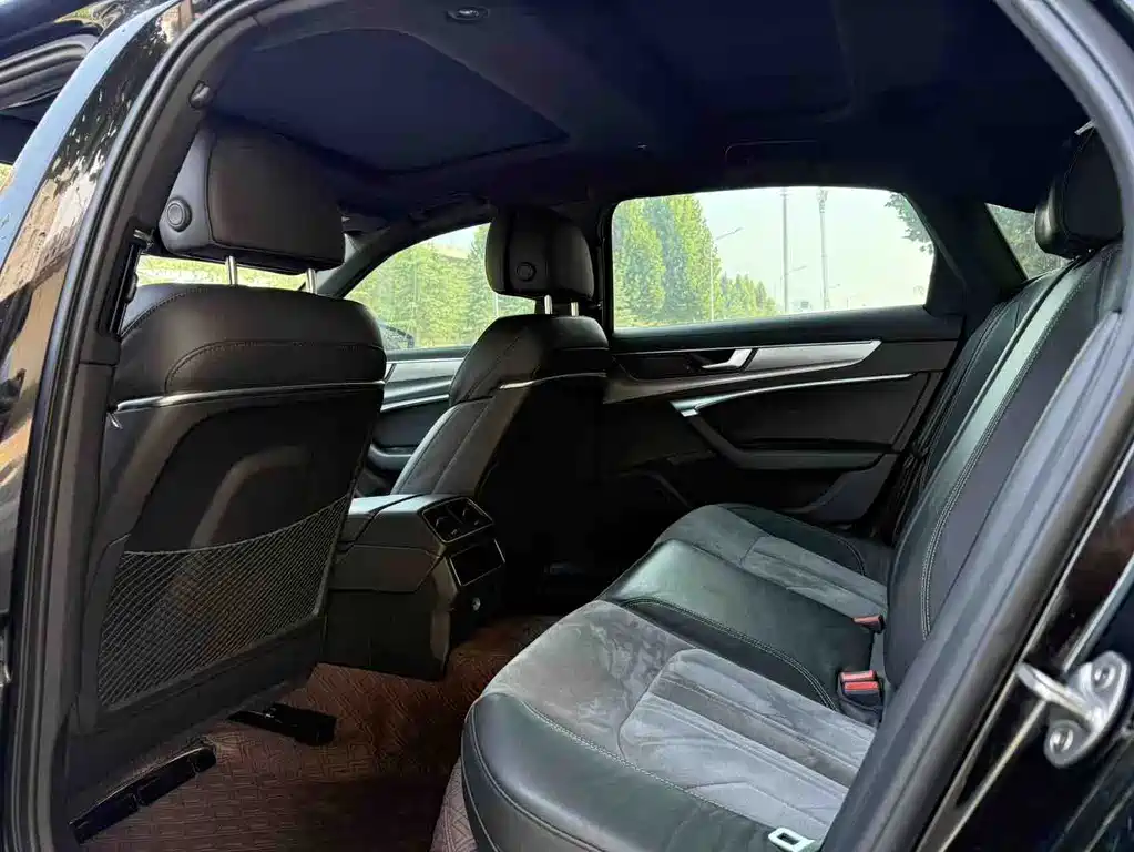 Audi A6L — миниатюра 5