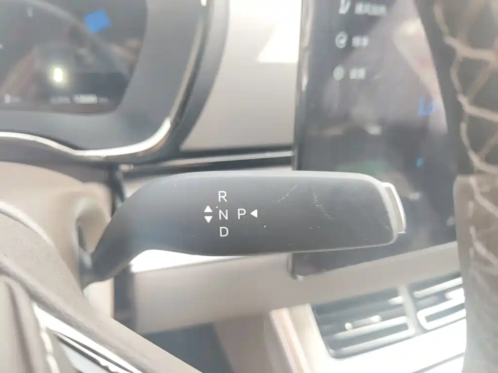 BYD Han — миниатюра 14