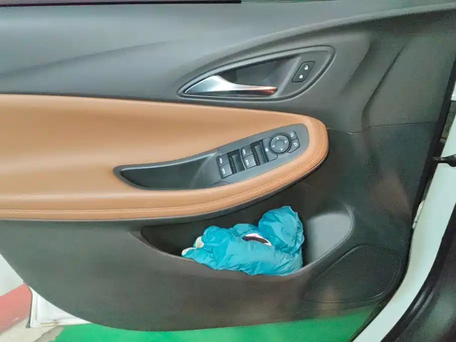 Buick Encore GX — миниатюра 7