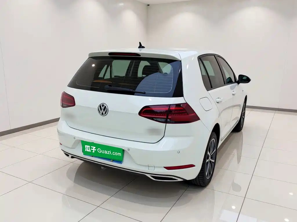 Volkswagen Golf — миниатюра 6
